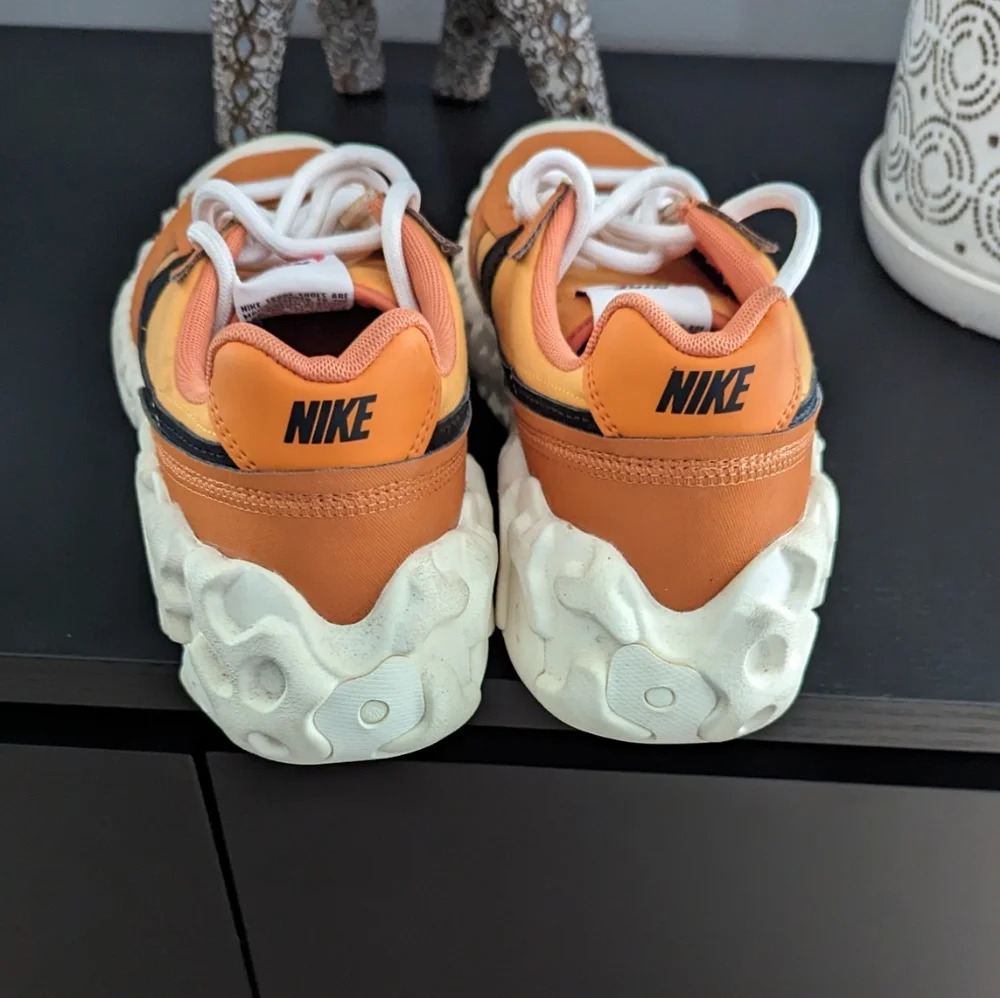 Nike Overbreak hot curry - Picture 5 of 8